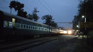 Mued WAP-5 Hauled 09003 BDTS - NZM Rajdhani Express Oveetaking Sayaji Nagri Express!!!!!