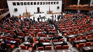 Türkei: Ex-Minister müssen nicht vor Gericht