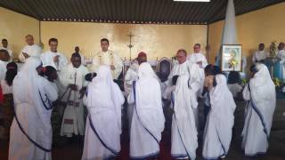 Moçambique faz festa para Santa Teresa de Calcutá