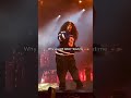 sza performs broken clocks live in concert🕰️ sza