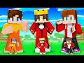 FRIENDS STATUE House Battle in Minecraft!