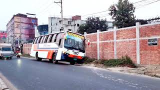 দক্ষ চালকের জন্য বড় ধরনের দুর্ঘটনা থেকে বেঁচে গেল সৌখিন এক্সপ্রেস || আল্লাহ সহায় তেমন ক্ষতি হয়নি