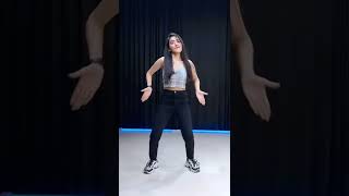 Old is Gold♥️🔥 | Chamma Chamma Dance Video | Muskan Kalra | Youtube #shorts