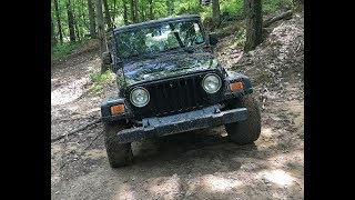 Stock Jeep Wrangler TJ Off-Road - Rocks and Valleys Off-Road Park - Part 1