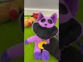 SMILING CRITTERS FUNNY SOUNDS MEME TOYS