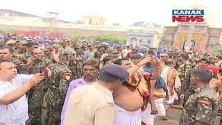 Puri: Crowd Of Devotees In Front Of Srimandir Ahead Of Ratha Yatra Live