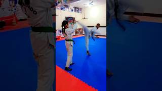 taekwondo combo Kick tutorial || Kick combination || combo Kick