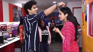 Jhanvi Kapoor and Ishaan Khattar's Crazy Dance On The Zingat Song