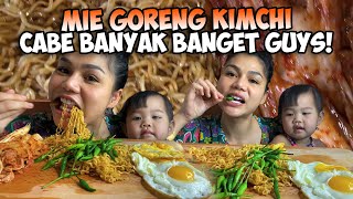 MIE GORENG KIMCHI PEDAS BUATAN DUT SENDIRI DITEMENIN DEDE KATHERINE 🥰