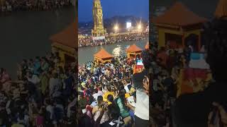 Ganga ji ki Aarti 18 Jun Jay ma ganga🙏🙏🙏🙏#haridwar #youtubeshorts #chandi