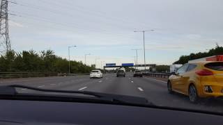 Driving on the M25 20-7-2017 jct 15-14 southbound