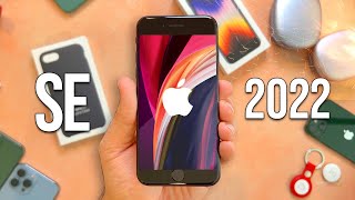 iPhone SE 2022 Unboxing & Review: WHAT Were They THINKING?!