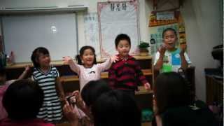 20120511快樂靜思園寶貝母親節表演手語-小幼班