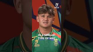 Who is Lhuan-dre Pretorius more similar to? Quinton de Kock or Graeme Smith? 🤔