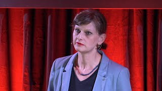 Diversity through empathy | Désirée Harmuth | TEDxHSLU