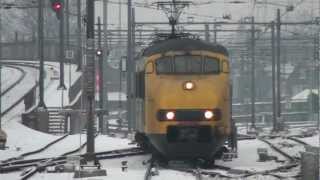 Diverse treinen te Utrecht Centraal 26 januari 2013