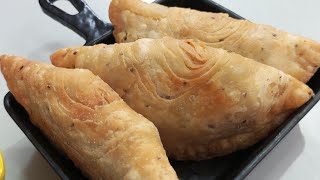 Varki Samosa | अब समोसा बनाइये नये अंदाज़ में | Crispy designer samosa | Indian Breakfast | Ramzan |