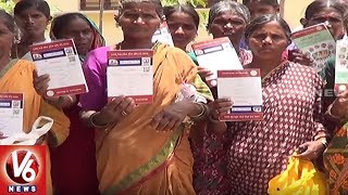 MGNREGA Workers Facing Problems With No Wages, Protest Outside MPDO Office | Nizamabad | V6News