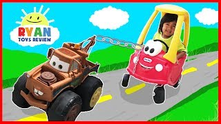 Disney Cars 3 Max Mater Tow Ryan and Lightning McQueen!