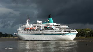 ALBATROS | The very last sailing of the PHOENIX REISEN cruise ship within Germany | 4K-Quality-Video