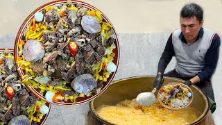 Traditional BUKHARA PILAF | OSHI AMIRI | Uzbek cuisine | Street food