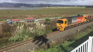 MT Maunganui trainspotting again