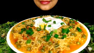 EATING SPICY NOODLES, ASMR EATING, MUKBANG, #asmr #mukbang #foodie #eating