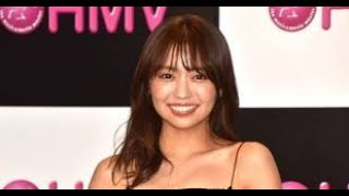 大原優乃がデビュー15周年を迎え、約１年ぶりに週プレの表紙に！「光と影のコントラストがきれいで、青のランジェリーのカットがお気に入りです」