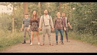 Threepwood 'N Strings - Mr. Jaywalk (official video)