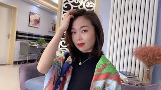 跟富婆结婚后，我天天睡沙发！老婆扬言只要回屋就给金条！