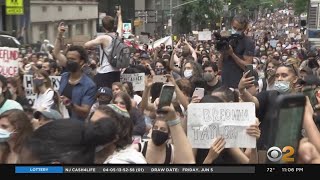 Rain Doesn't Stop Thousands From Protesting Peacefully In NYC