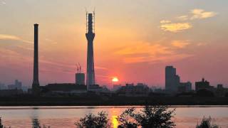 The sun set behind the Mt.Fuji（東京スカイツリーとダイヤモンド富士）