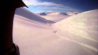 Bassen på ski-Svalbard