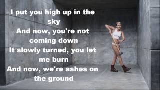 Download Miley Cyrus - Wrecking Ball (Lyrics) mp3