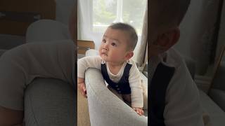 圓圓的腦袋，大大的眼睛👀 #9m+ #cutebaby #babyshorts #babyboy #cute