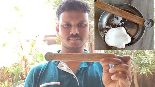 Coconut easy scraping small tips ഇനി ചിരവ  ഇല്ലാതെ തേങ്ങ ചിരക്കാൻ പറ്റും