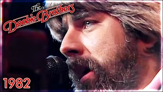 The Doobie Brothers - What a Fool Believes (Live at the Greek Theater, 1982)