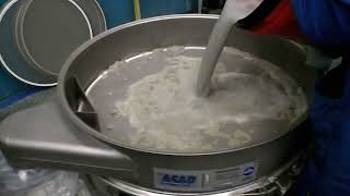 SWECO Round Separator Screening Concrete and Silica From a Pulp Fiber Slurry
