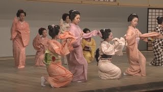 舞妓さんがけいこで競演 京都五花街「都の賑い」