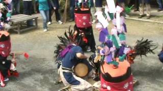 Lion dance (sasara shishimai 高水山古式獅子舞)