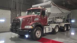 2011 Mack Granite Soil King Stone Slinger l Toronto Auto Sales