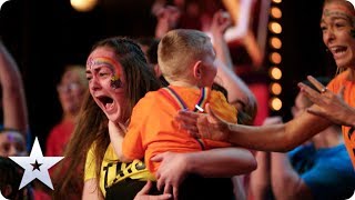GOLDEN BUZZER! Sign Along With Us put on the GREATEST show! | Auditions | BGT 2020