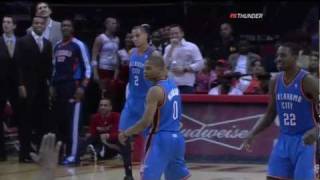 Russell Westbrook dunk vs Rockets - Thunder @ Rockets 11/28/10