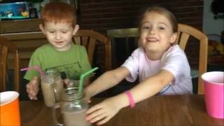 Kayleigh \u0026 Reilly Take The Smoothie Challenge