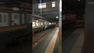 313系3000番台V1編成＋211系5600番台ＳＳ8編成国府津行き御殿場駅発車