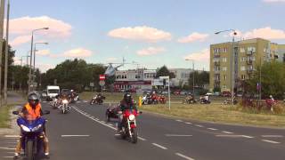 Przejazd uczestników VIII Ogólnopolskiego Zlotu Motocykli WSK i innych