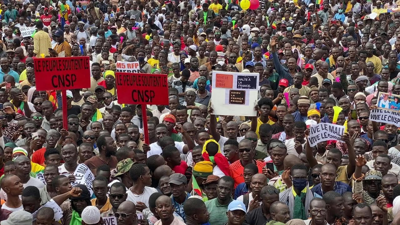 Thousands Protest In Mali In Support Of Coup | AFP - YouTube