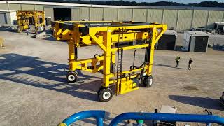 Combi lift Straddle Carrier