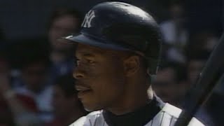 Tony Fernandez hits for the cycle in 1995