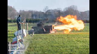 [Dronebeeld] Knallend het jaar uit; Carbidschieten in Siddeburen